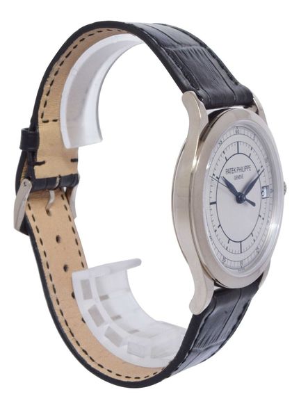 Patek Philippe Calatrava 5296G-010